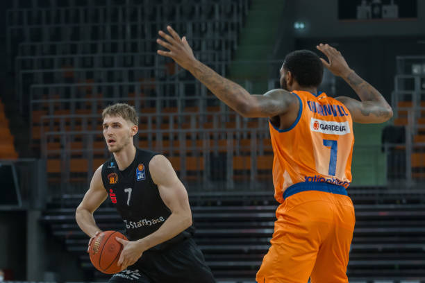 除了战术安 除了战术安