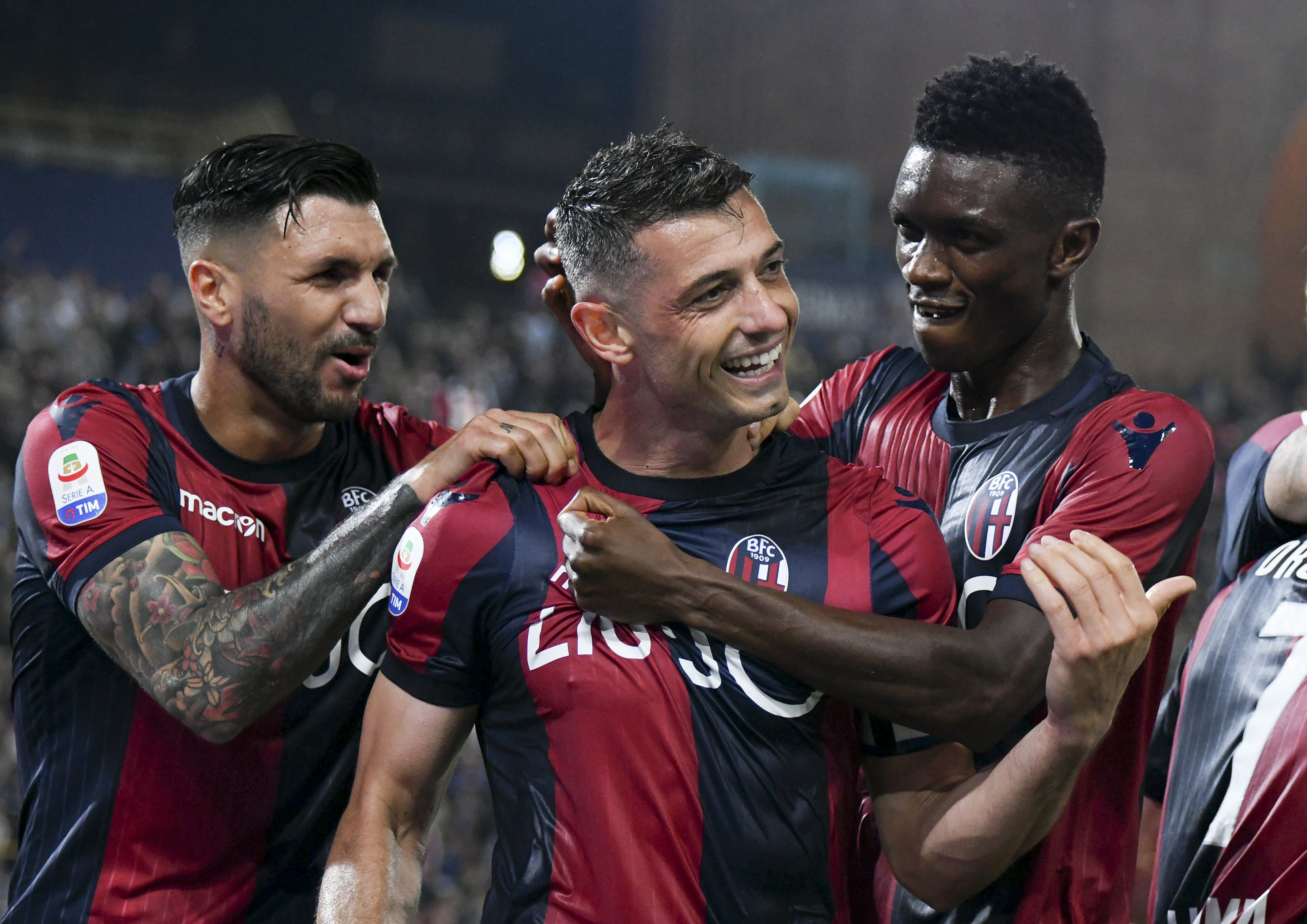 进球不仅打 进球不仅打